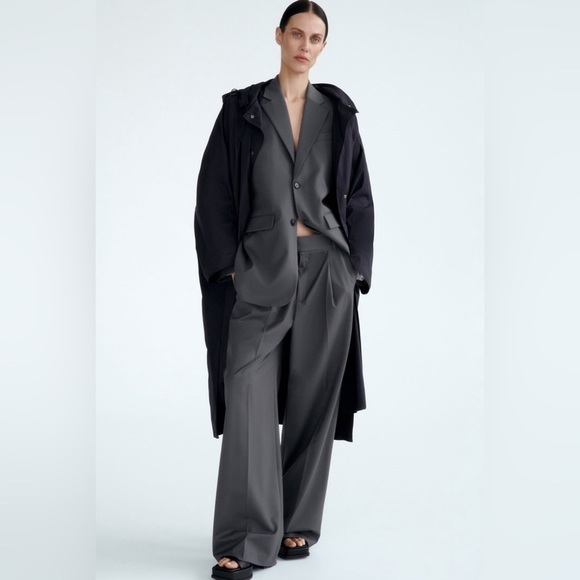 NWT Zara Women’s Navy Blue Hooded Poncho Limited Edition Sz Medium - Picture 2 of 11